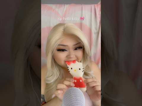 HELLO KITTY GUMMY #asmr #mukbang