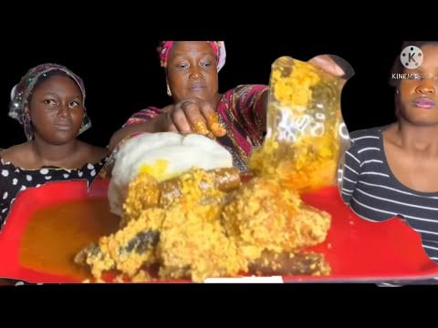 Asmr eating fufu with assorted egusi soup with my daughters / mukbang