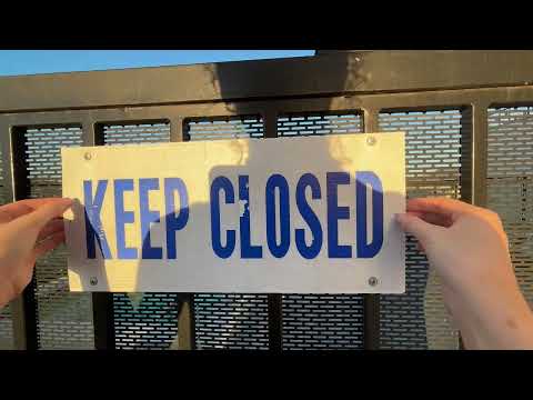 ASMR ur fav sign tapping and talking