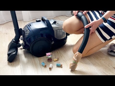 Life hack with a vacuum cleaner. Amazing way to use socks