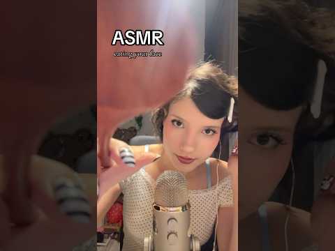 𑣲ASMR || eating your face 🥄