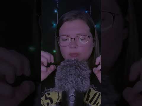 why does this scratching pattern sound like a heartbeat? 🫀 (asmr)