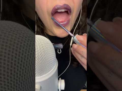 Relaxing Lip Gloss Application 💋 | ASMR