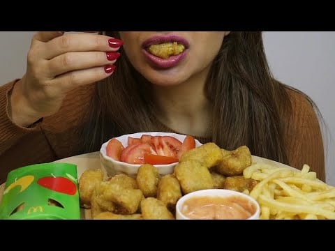 ASMR MCDONALDS 20 CHEESE BALLS / FRIES / APPLEPIE / no talking / CREMA ASMR #asmr #mcdonalds #food