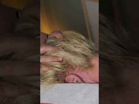 The Scalp Massage Everyone Needs 🤍