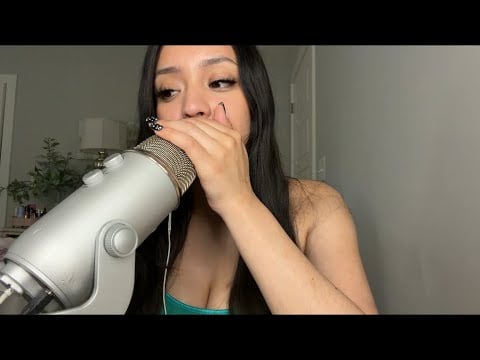 ASMR mouth sounds :P (close up)
