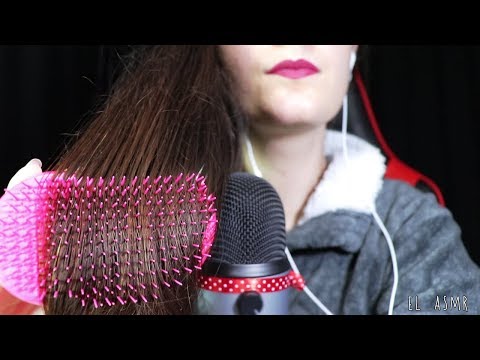 MI SPAZZOLO I CAPELLI PER FARTI ADDORMENTARE.♥ Hair brushing| ASMR Ita