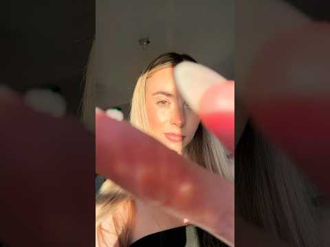 ASMR lofi screen tapping 💅🏻 #lofiasmr #asmrtapping