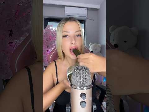 Yaprak sarması deneyelim😋Türkçe ASMR #asmr #selenasmr #eating #shorts reklam değil