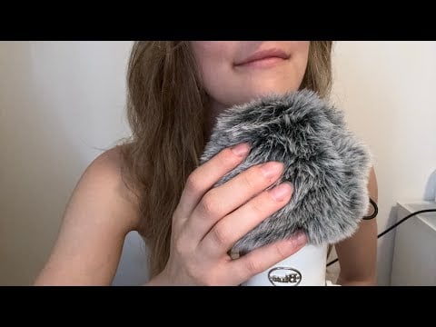 New fluffy mic scratching video🩷 