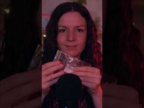 ASMR a'la Crinkles #asmr #asmrcrinkles #asmrcrinklesounds #asmrtingles