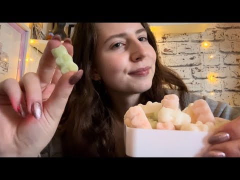 ASMR - Extremly Crunchy Frozen Gummy Bears Mukbang 🧸🍬 (No Talking, Cupped Chewing Sounds)