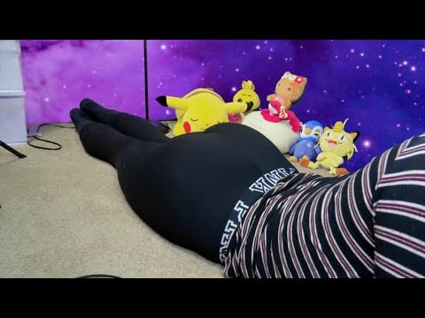 ASMR kissing u from behind u 💙🤍