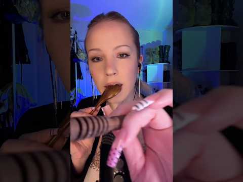 ASMR wooden spoon nibbling & wooden face tracing 🪵