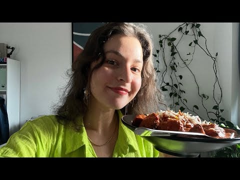 SORULARINIZI CEVAPLARKEN YEMEK YEDİM 💕 #asmr #türkçeasmr 