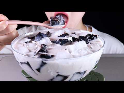 ASMR Grass Jelly | Soft Jelly and Crunchy Ice Eating Sounds Mukbang No Talking