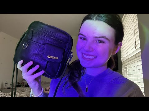 ASMR what’s in my purse?? 3.0