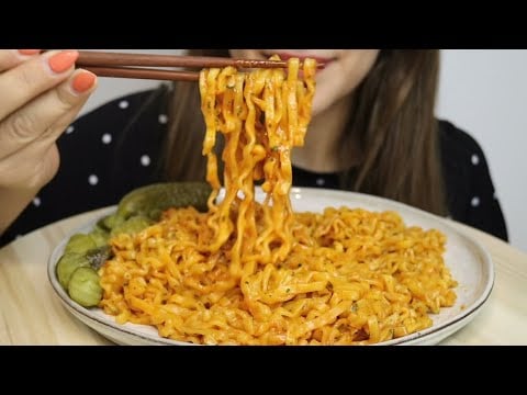 ASMR BULDAK HOT CHICKEN CARBONARA NOODLES / PICKLES / MUKBANG / CREMA ASMR #asmr #mukbang #buldak