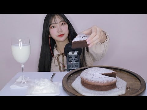 ASMR 꾸덕한 초코 케이크 이팅사운드 asmr+초코 케이크 만들기 | 초코 케이크 먹방 asmr | 케이크 리얼사운드 | Chocolate Cake Eating sound