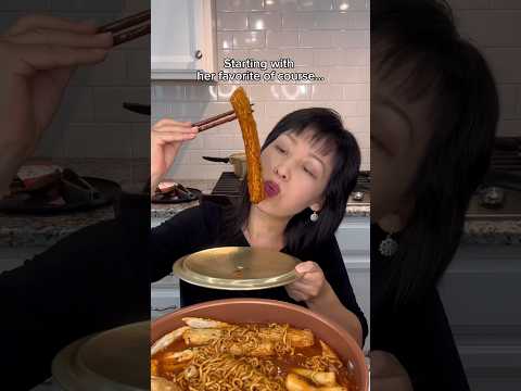 EATING SPICY TTEOKBOKKI WHEN THIS HAPPENED... #shorts #viral #mukbang