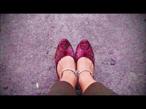 Payal & Jutti Walking Sounds In the Park– ASMR (No Talking) | Erhu Music Background