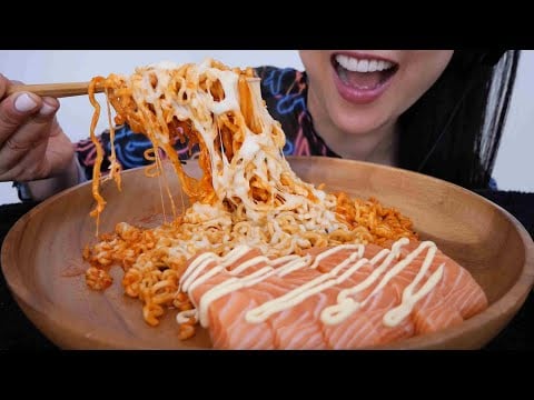 SPICY CHEESY SAMYANG NOODLES WITH SALMON SASHIMI (ASMR EATING SOUNDS) LIGHT WHISPERS | SAS-ASMR
