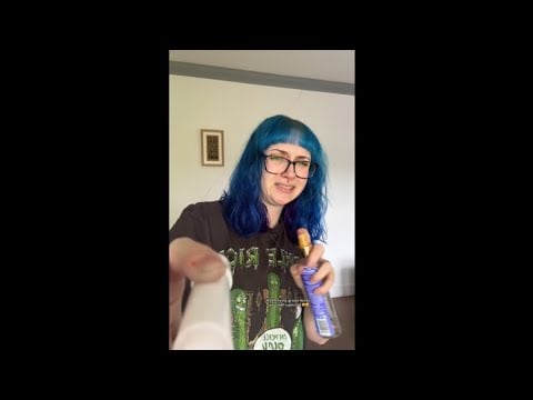 ASMR fixing up your lips but you smell super bad 😫😫
