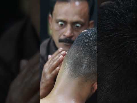 The Big Eyes Barber Hard Massage And Neck Crack Ear Crack #shorts
