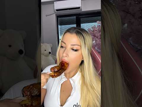 Denizli kale biberi deniyoruz 🌶️ #asmr #biber #asmrsounds #mukbang
