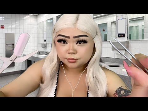 ASMR girl with eyebrow blindness does your eyebrows in the bathroom (realistic) 🖊️🪒✨ (gum chewing)