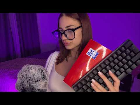 ASMR Roleplay - Ta prof vérifie ton carnet 📕👩‍🏫