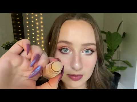 *one minute asmr* doing your makeup