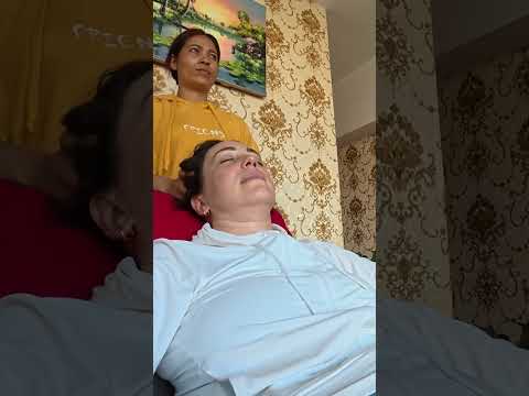 Masaje de cabeza en Camboya 🇰🇭 #massage #hair #relax #culture #short