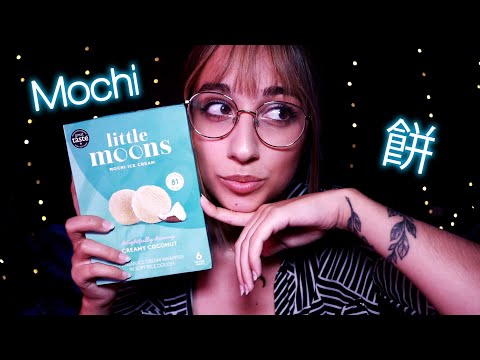 ASMR Português/Portugal | Provando Mochi Ice Cream! (Coconut Little Moons) + Sussurros & Tracing 😍