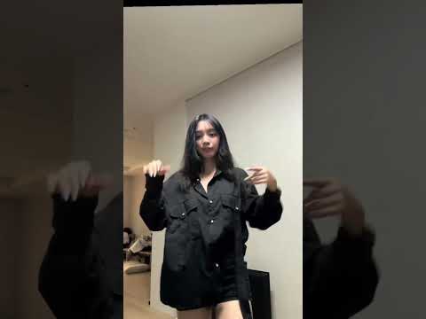 Come on Ariane wants a dance battle with Angel on our patreon? 🤣