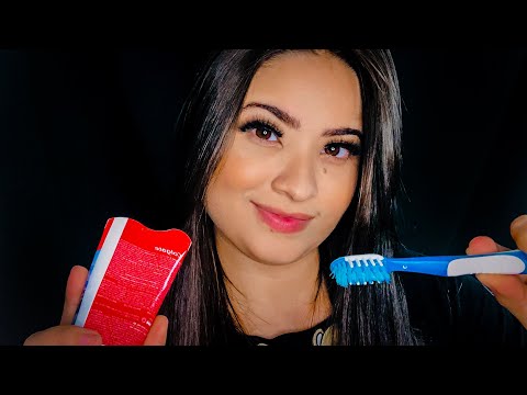 ASMR: MÃE ARRUMANDO VOCÊ PARA ESCOLA!