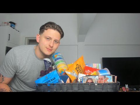ASMR gift box from girlfriend ( unboxing )