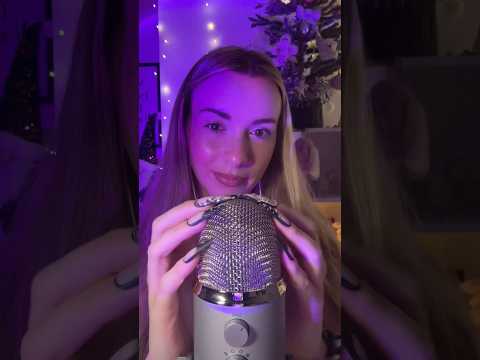 ASMR 1 minute of mic scratching and tapping 💅🏻🎙️💗 #asmrmicscratching #asmrtapping