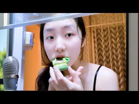 The fifth episode of ”KC Sleep Aid”: Eating Laboublue Macaron and Can Cake