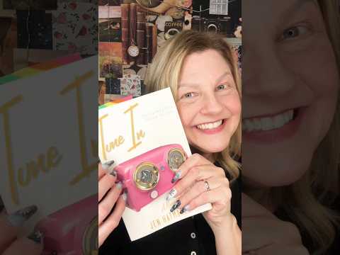 ASMR Tapping on Books 💕🌺 Which one is your favorite? Tam’s ASMR #booktapping #asmr ✨