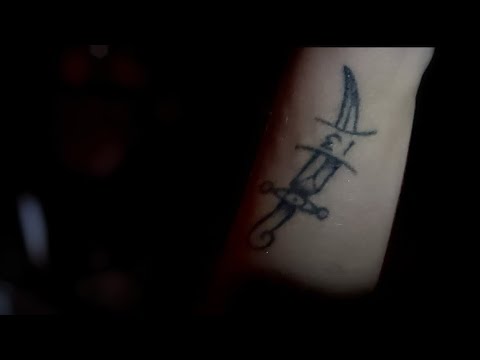 ASMR flashing lights & tattoo tour IN THE DARK