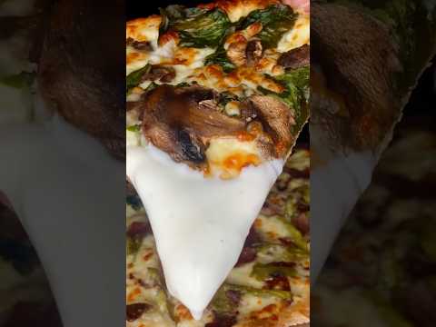 DOMINO’S PIZZA #asmr #pizza #food #mukbang #eatingshow #shorts