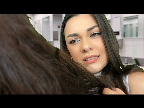 ASMR POV: TIRANDO CASPAS DO SEU COURO CABELUDO