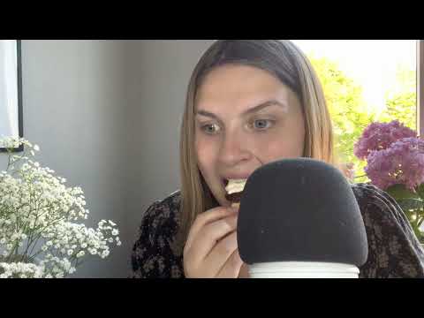 Asmr Eating Icecream🍦(licking, eating)
