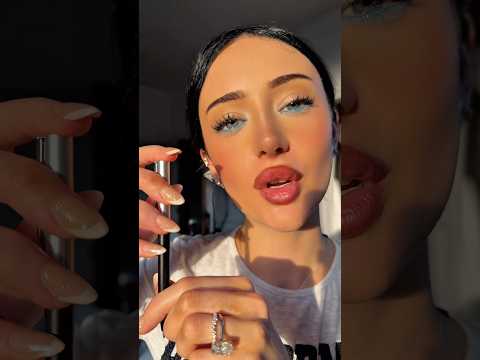 Pen clicking asmr #asmr #visualtingle #asmrvideos #asmrshorts