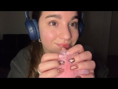 ASMR masajito craneal, mouth sounds y susurros 