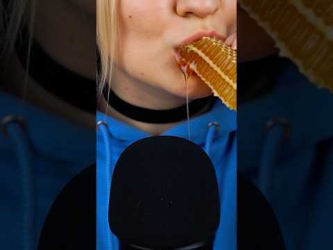 🍯💎 #ai #shorts #asmr #eating #asmrsounds #асмр #ии