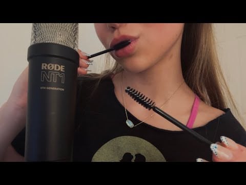 spoolie nibbling ASMR 💋