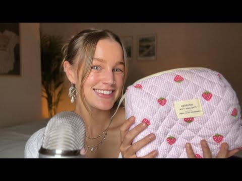 ASMR What’s in my makeup bag (Whispering + Makeup triggers)