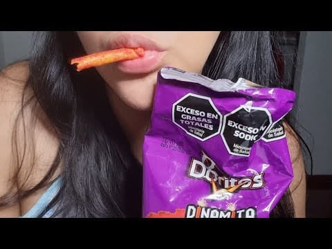 ASMR comiendo doritos flamin Hot 🔥🔥🔥